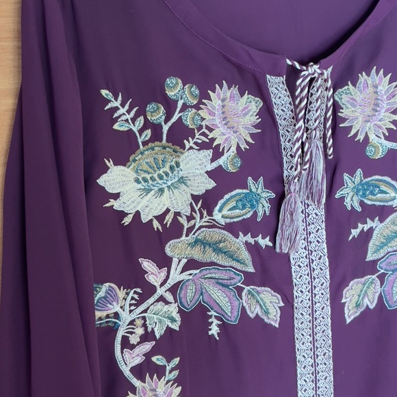 CHICO'S floral embroidered boho top size 3 semi sheer tassel tunic - Picture 2 of 5